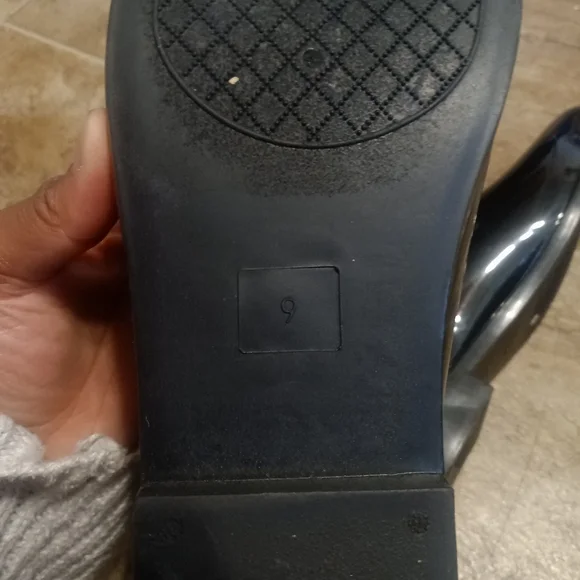 Rain Boots - Picture 4 of 5